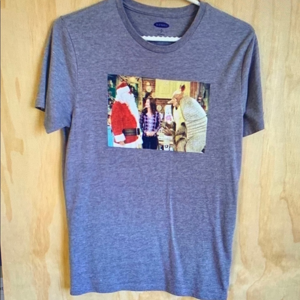 Gray Graphic T-Shirt with Santa Print